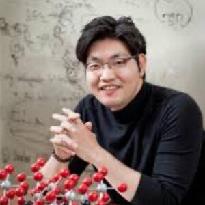 Kisuk Kang